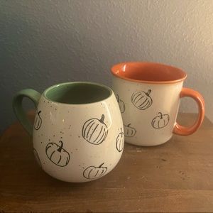 2 Meritage Pumpkin Speckled
Stoneware Ivory/Orange and Ivory/Green Mugs
20 Oz.